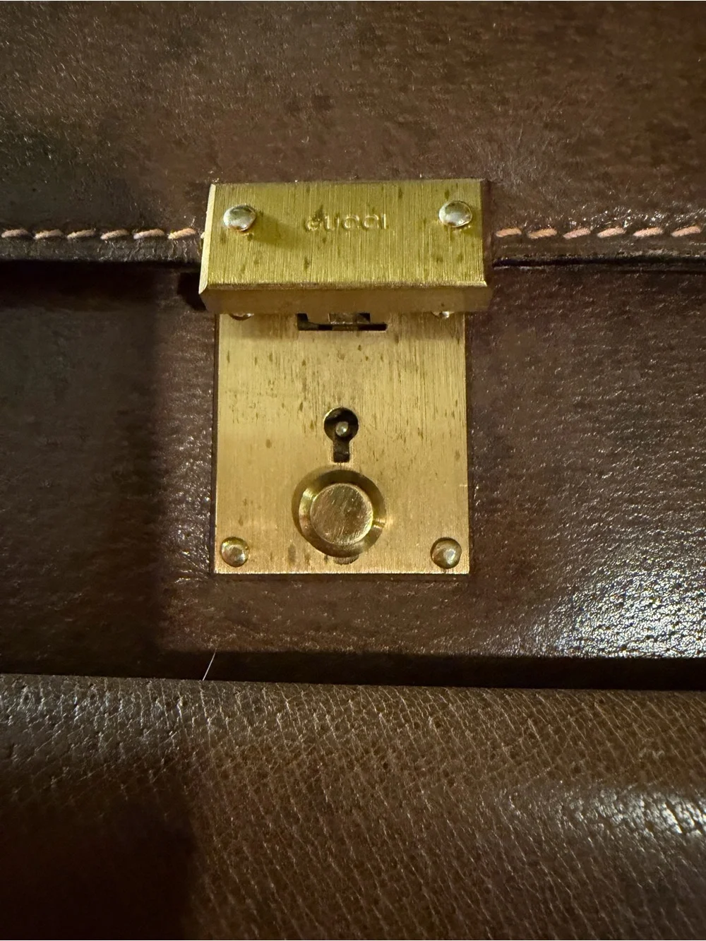 Gucci vibrage Brown Leather satchel with Front Pocket and Gold Hardware